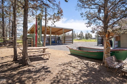 Tiny photo for 6900 NE 1st Street, Redmond, OR 97756 (MLS # 220222696)