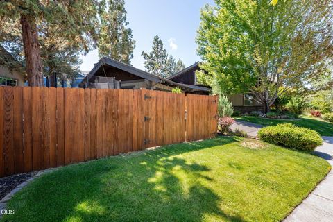 Tiny photo for 62968 Fresca Street, Bend, OR 97703 (MLS # 220224421)