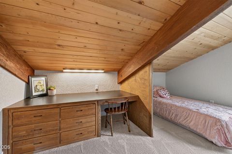 Tiny photo for 62968 Fresca Street, Bend, OR 97703 (MLS # 220224421)