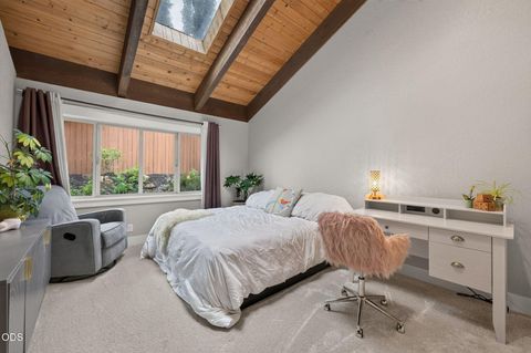 Tiny photo for 62968 Fresca Street, Bend, OR 97703 (MLS # 220224421)