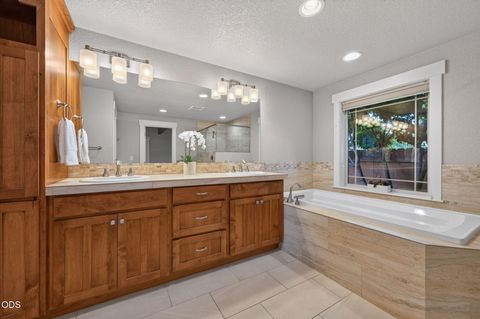 Tiny photo for 62968 Fresca Street, Bend, OR 97703 (MLS # 220224421)