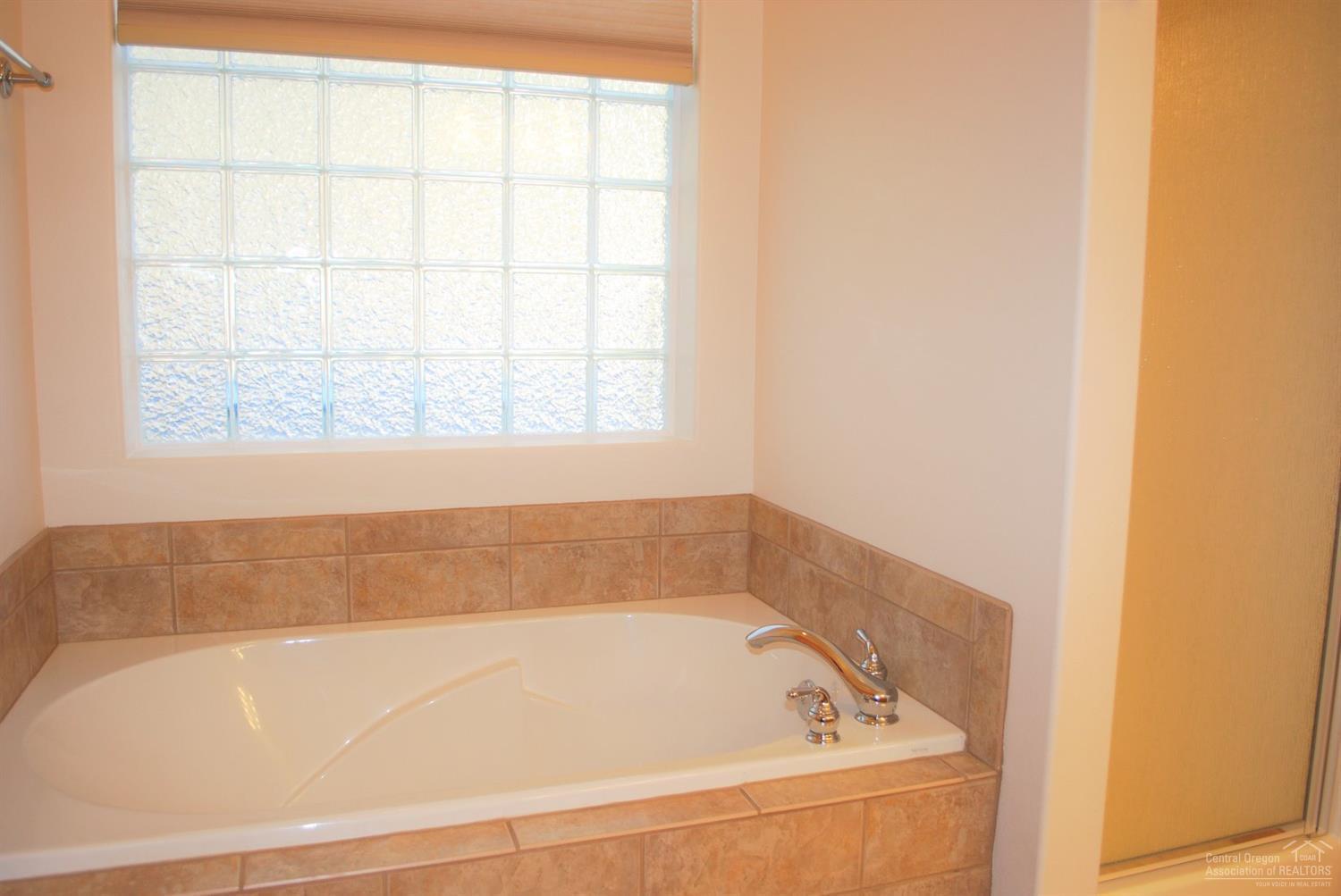 Deschutes RiverWoods - Residential