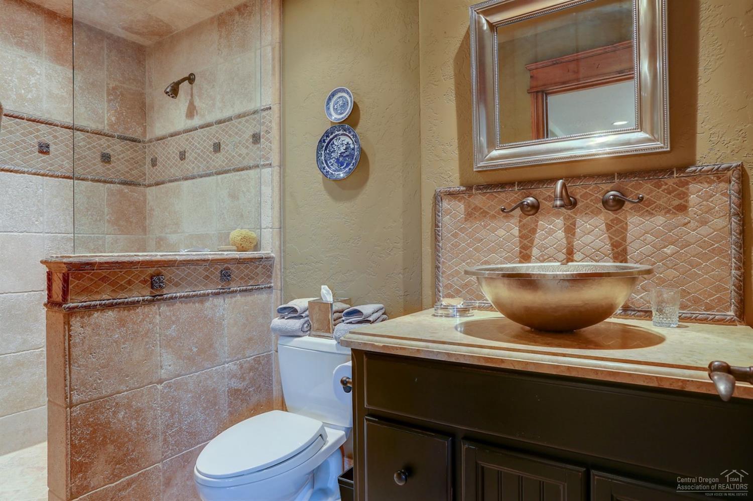 Broken Top - Residential