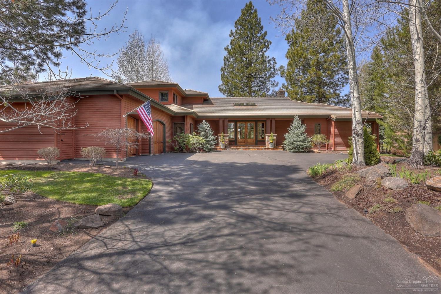 Broken Top - Residential