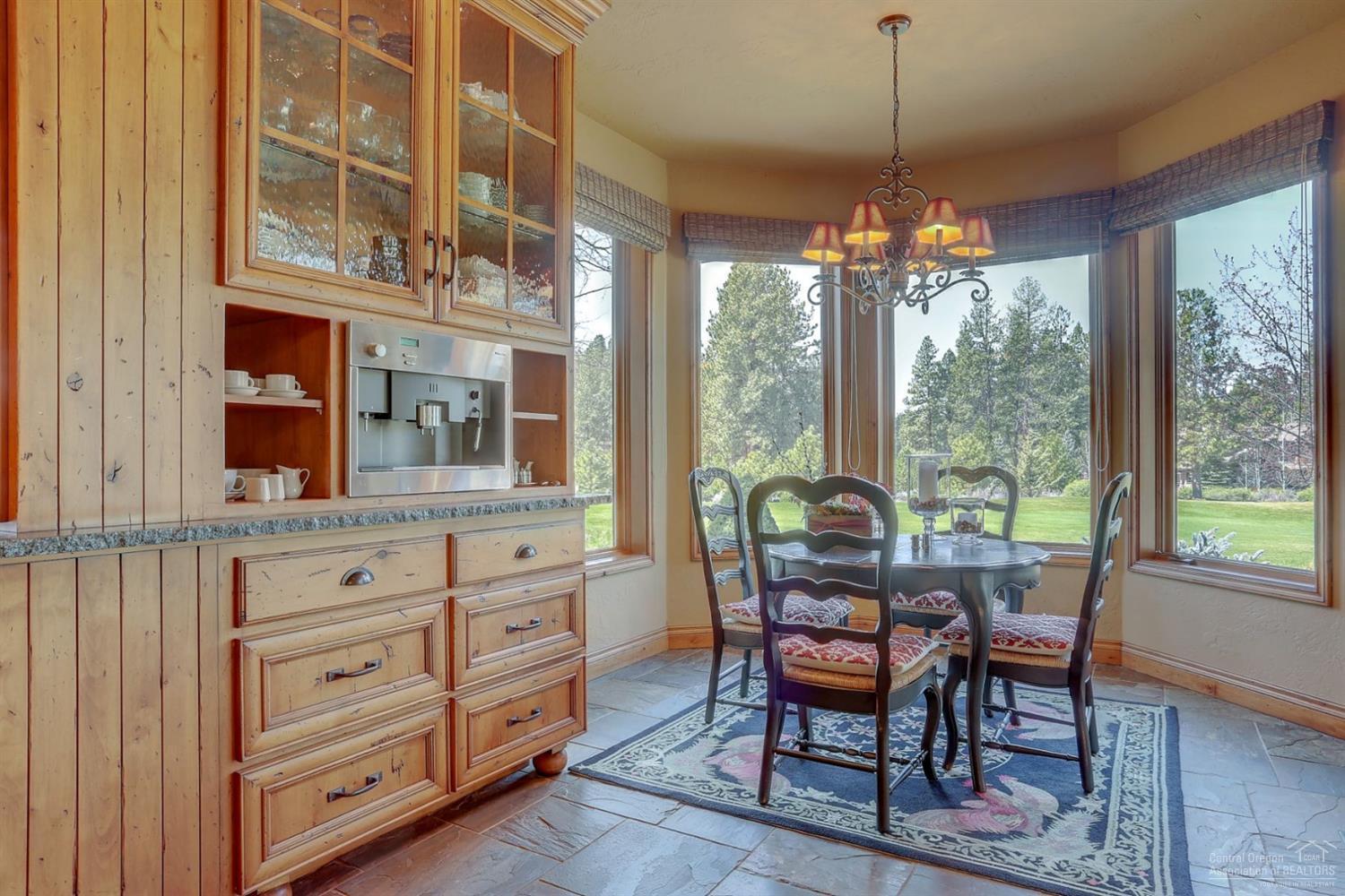 Broken Top - Residential