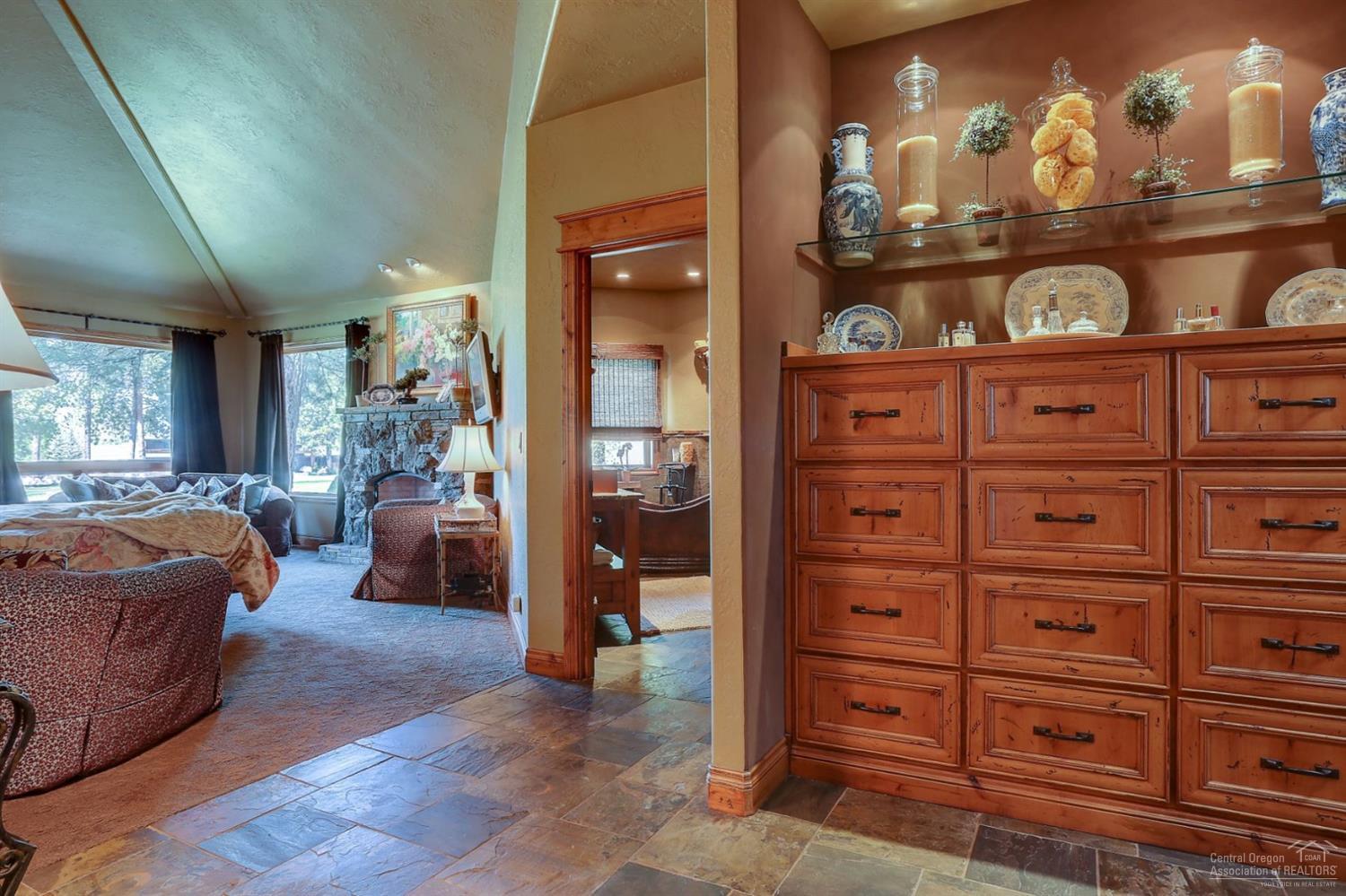 Broken Top - Residential