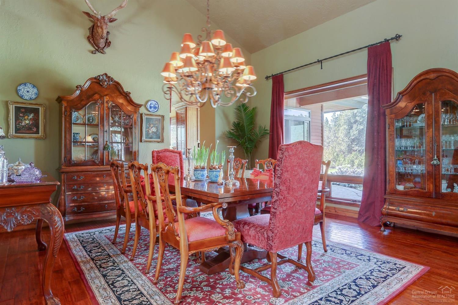 Broken Top - Residential