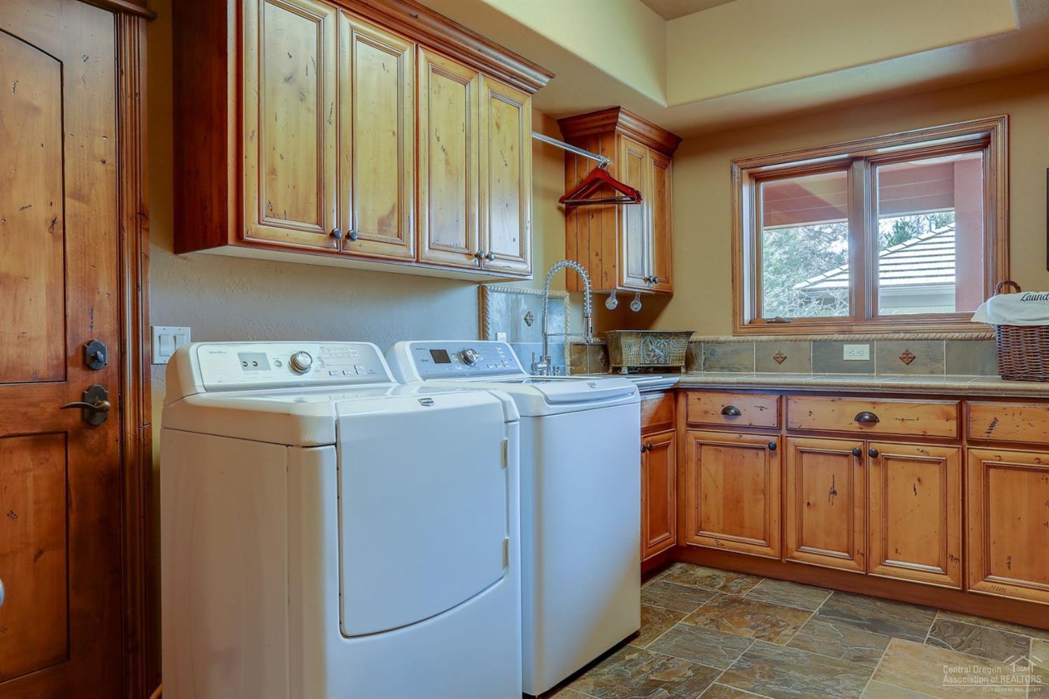 Broken Top - Residential