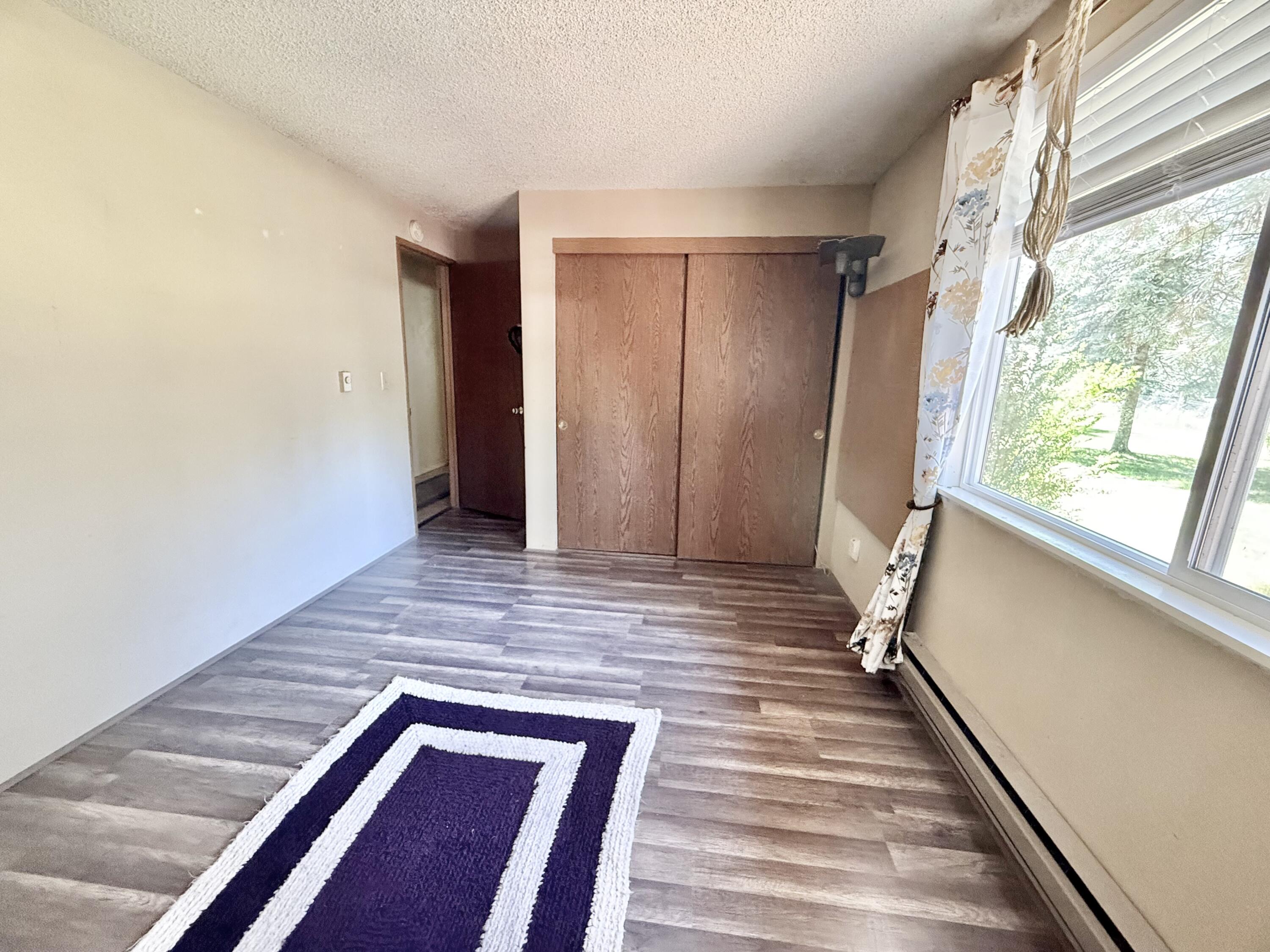 Irish Bend - Residential