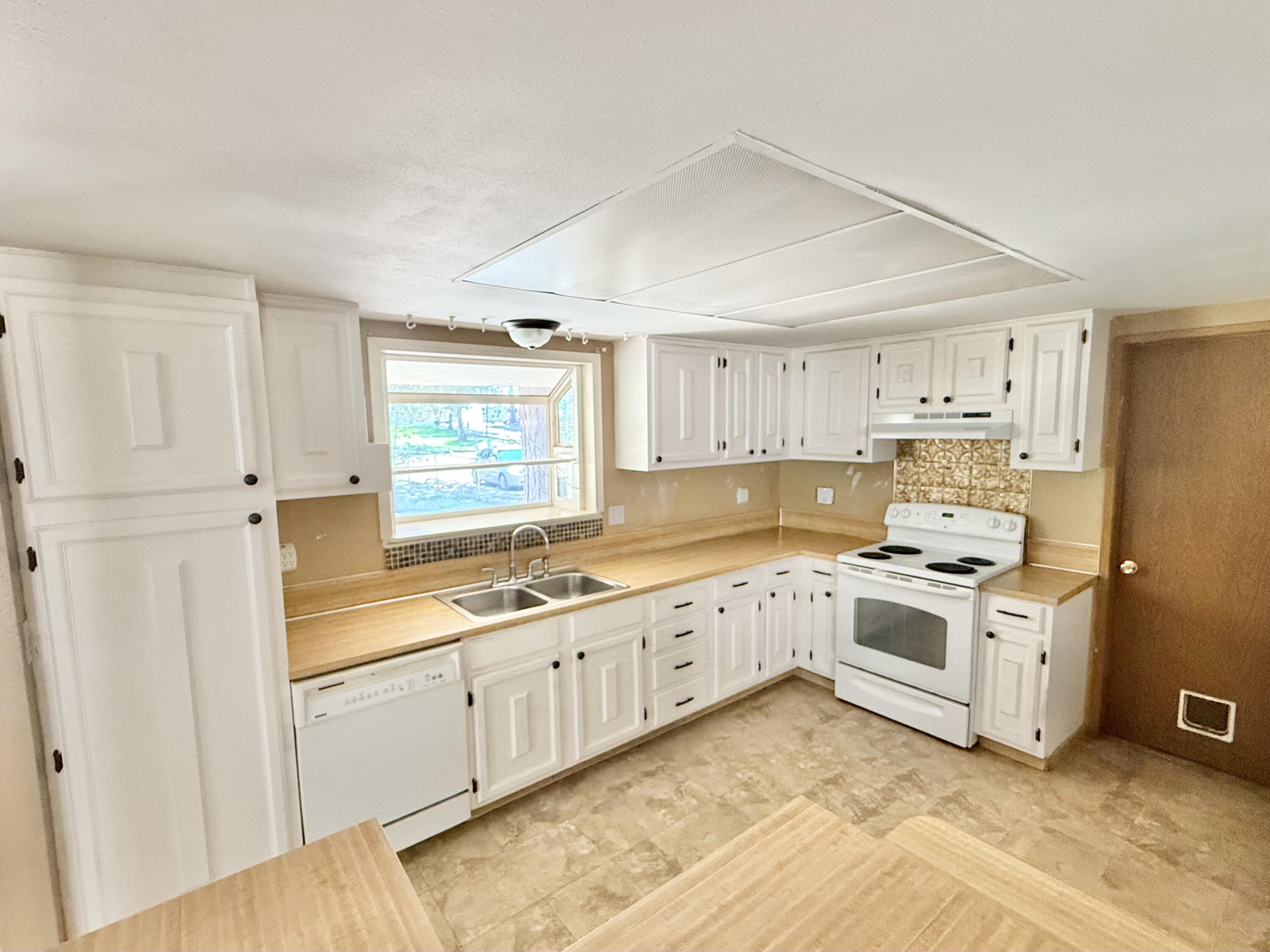 Irish Bend - Residential