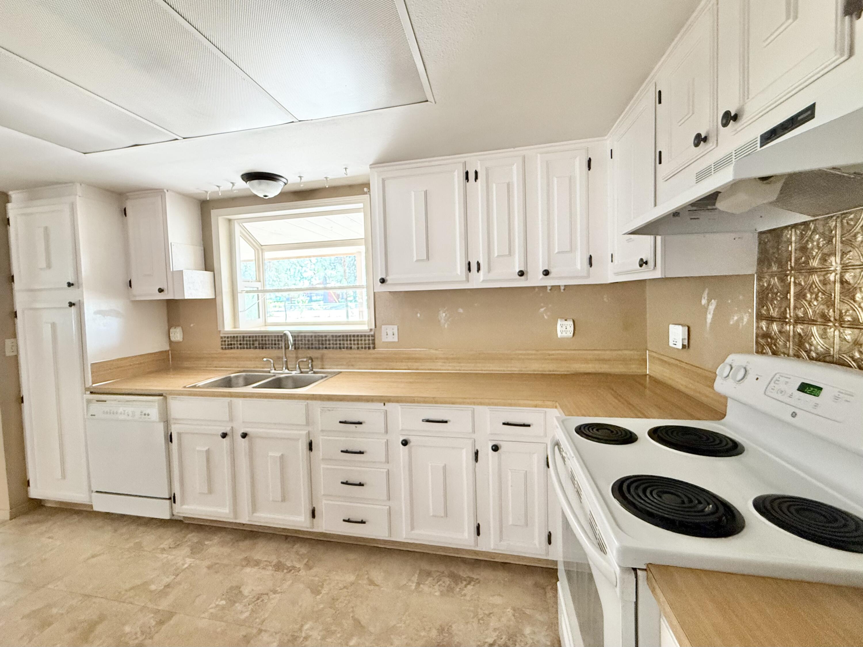 Irish Bend - Residential