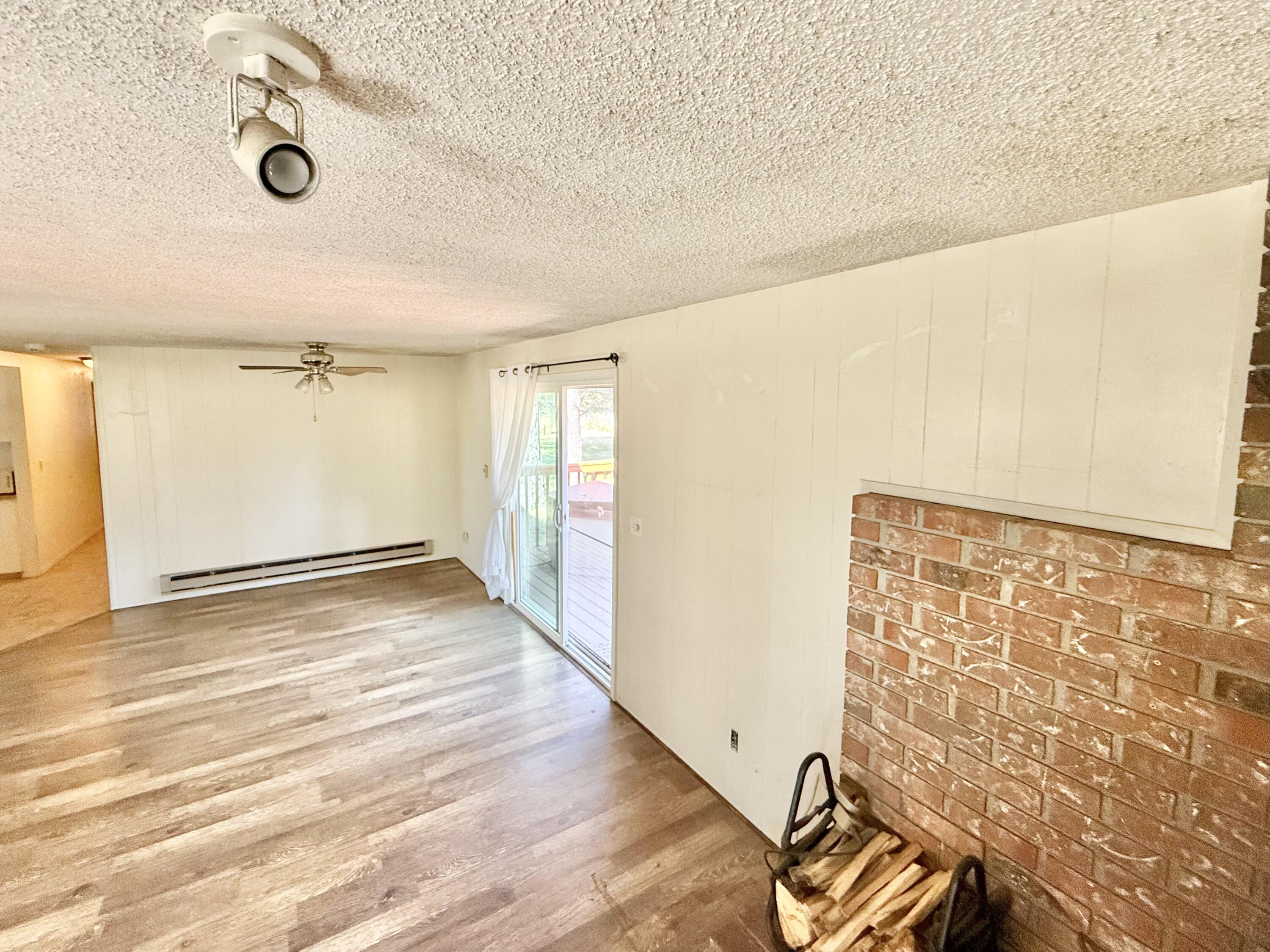 Irish Bend - Residential