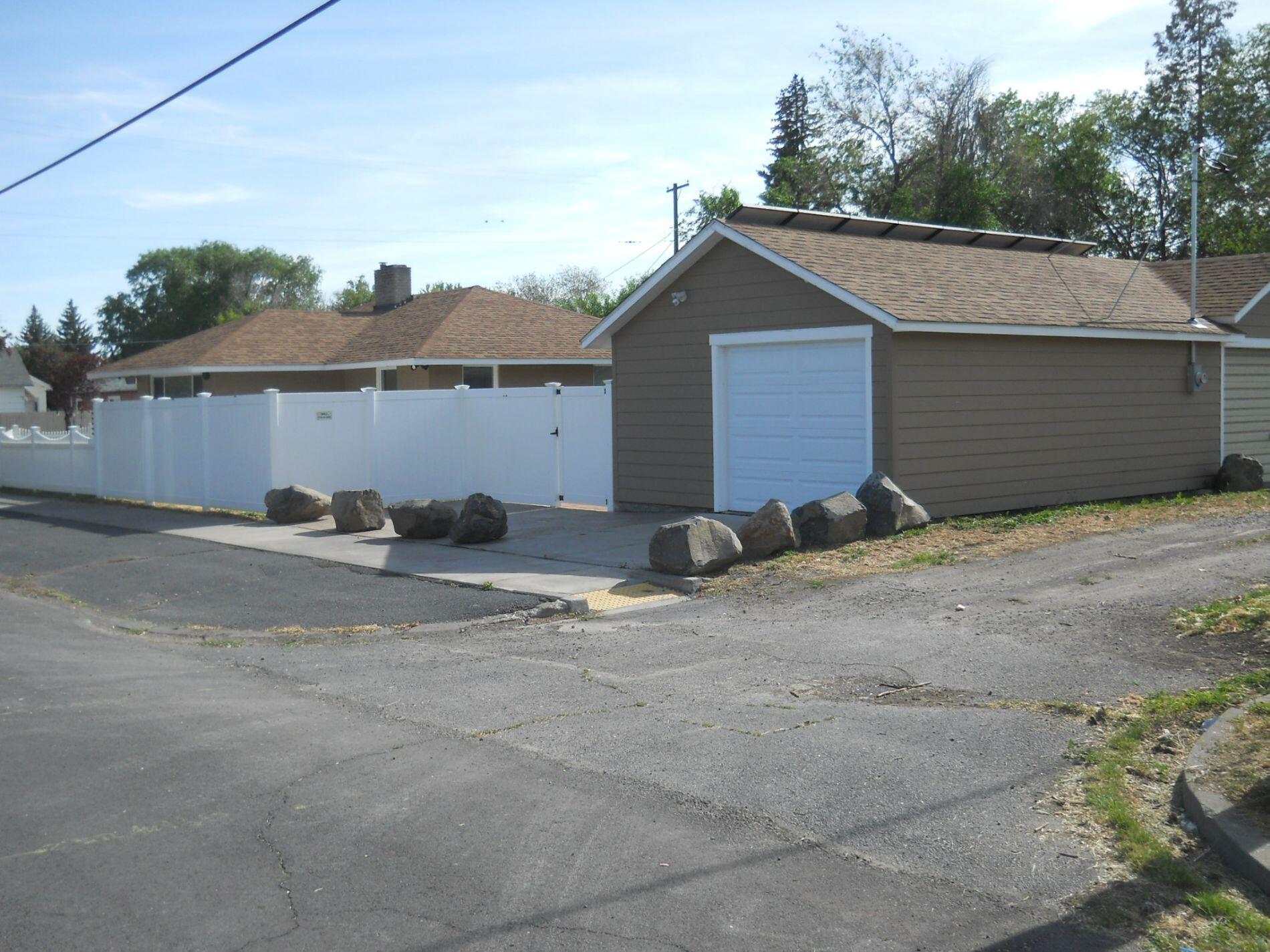 Klamath Falls -Darrow Addition - Residential