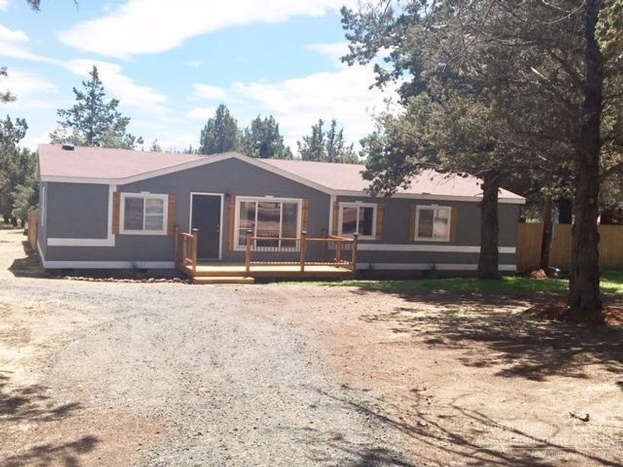 Recently refreshed Crooked River Ranch Home. This 2005 3 bed, 2 bath boasts new paint inside & out as well as upgraded flooring, beautiful new master bath & a really functional floor plan. Enjoy the many amenities Crooked River Ranch has to offer such as golf & salt water pool.