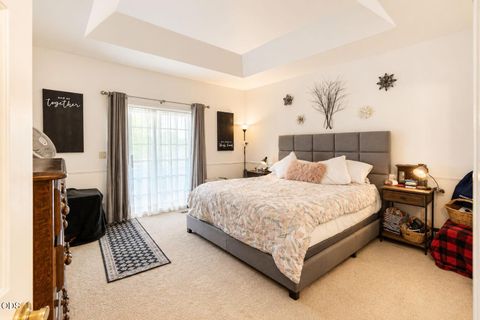 Tiny photo for 499 Ridgeway Avenue, Central Point, OR 97502 (MLS # 220224159)