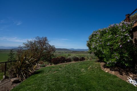 Tiny photo for 1881 Brophy Road, Eagle Point, OR 97524 (MLS # 220207898)