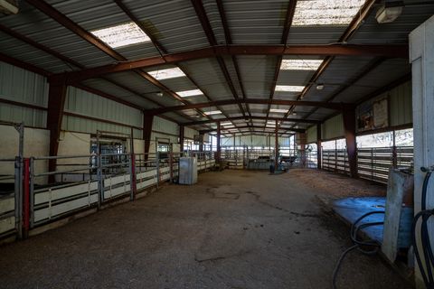 Tiny photo for 1881 Brophy Road, Eagle Point, OR 97524 (MLS # 220207898)