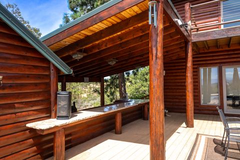 Tiny photo for 1881 Brophy Road, Eagle Point, OR 97524 (MLS # 220207898)