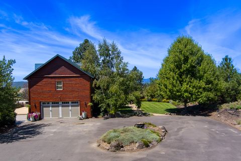 Tiny photo for 1881 Brophy Road, Eagle Point, OR 97524 (MLS # 220207898)