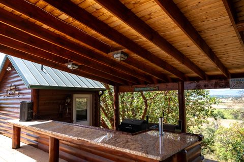 Tiny photo for 1881 Brophy Road, Eagle Point, OR 97524 (MLS # 220207898)