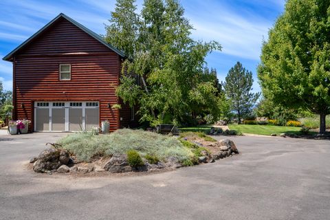 Tiny photo for 1881 Brophy Road, Eagle Point, OR 97524 (MLS # 220207898)