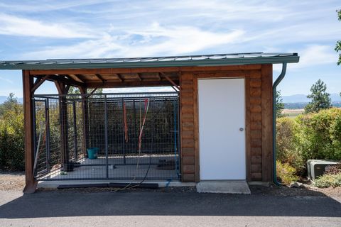 Tiny photo for 1881 Brophy Road, Eagle Point, OR 97524 (MLS # 220207898)