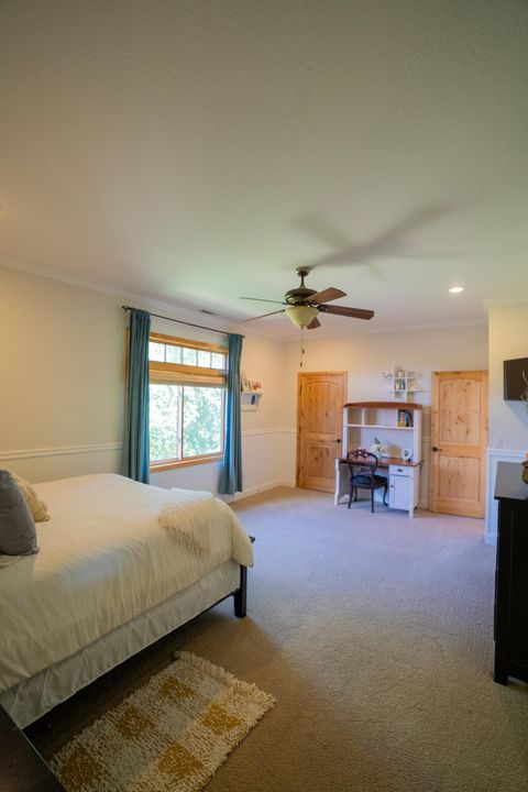 Tiny photo for 1881 Brophy Road, Eagle Point, OR 97524 (MLS # 220207898)