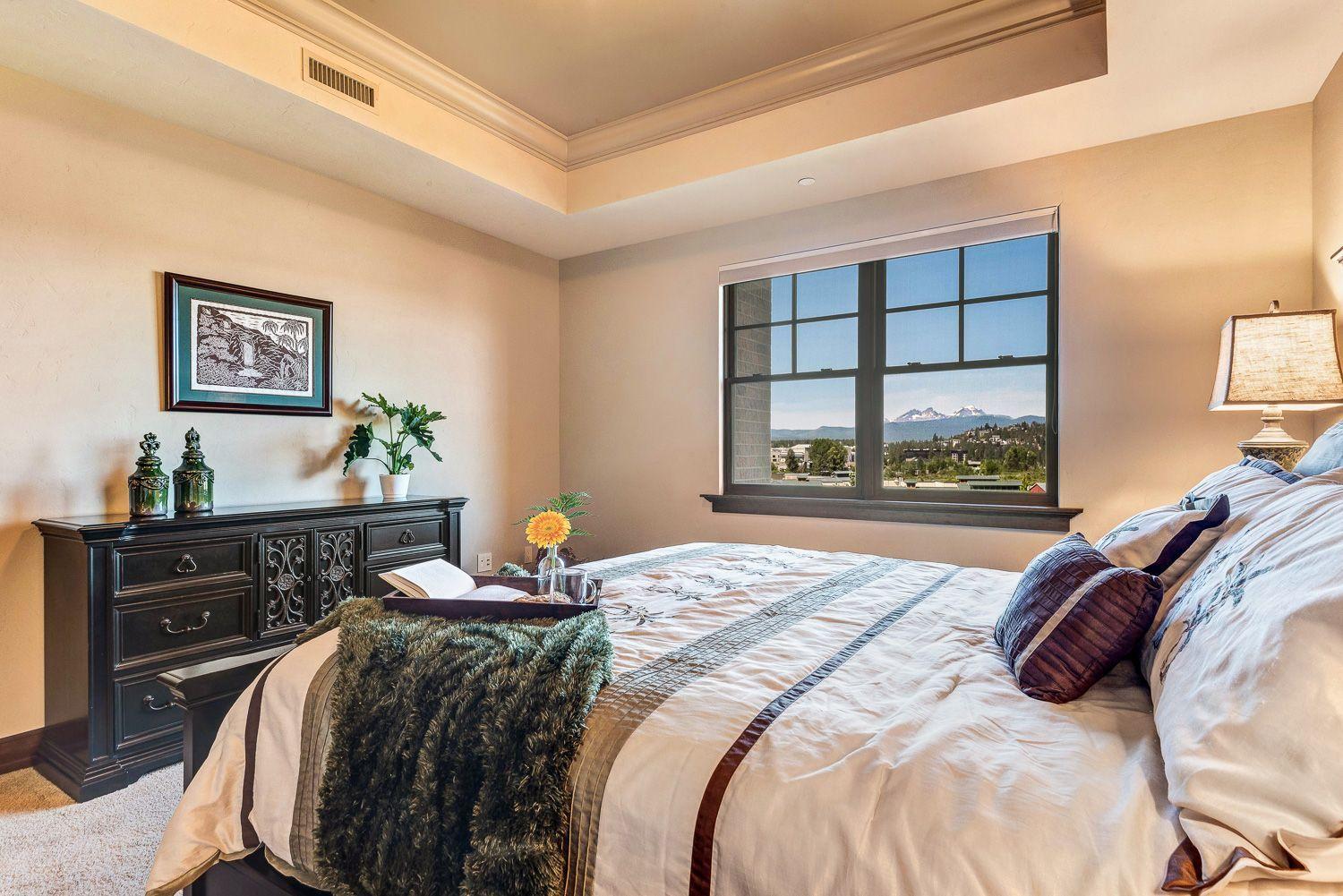 Plaza Condominiums - Residential