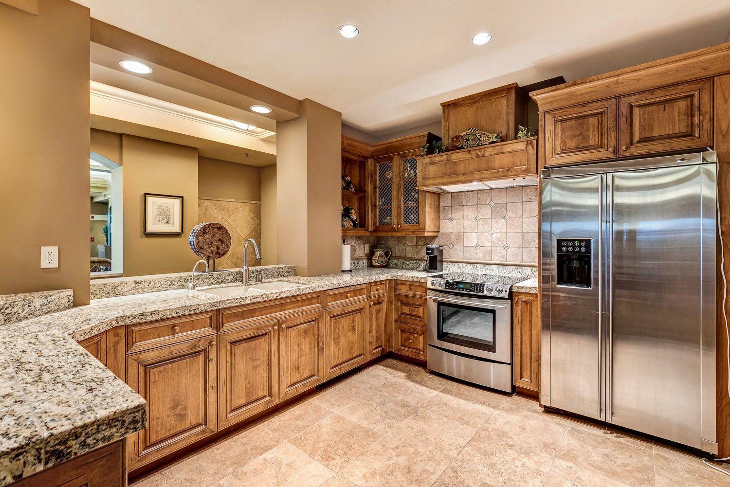 Plaza Condominiums - Residential