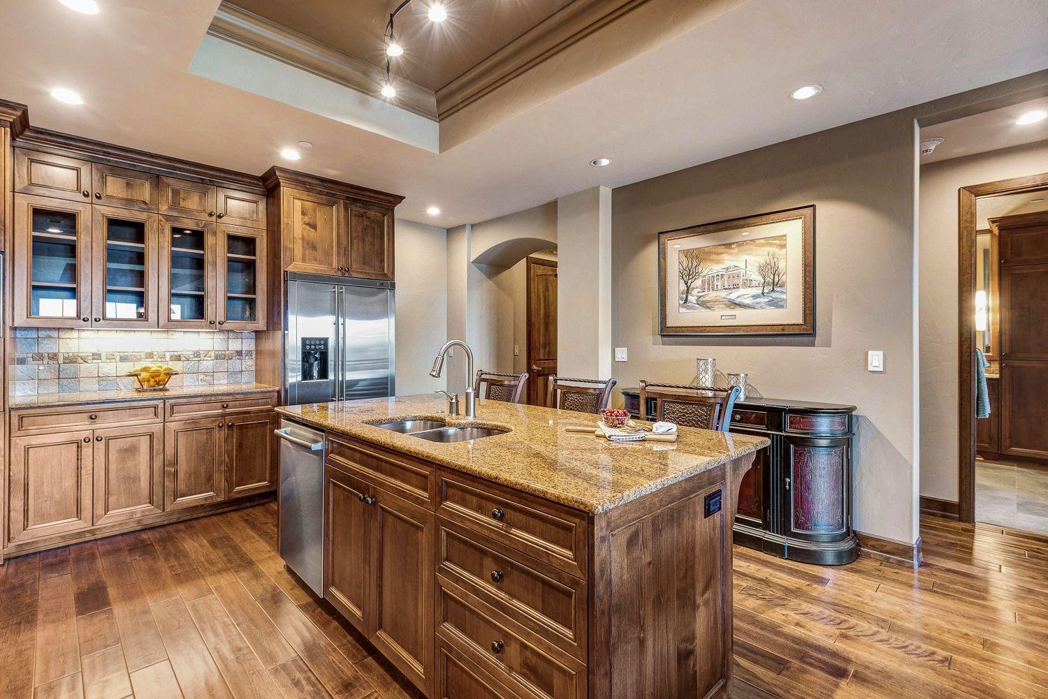 Plaza Condominiums - Residential