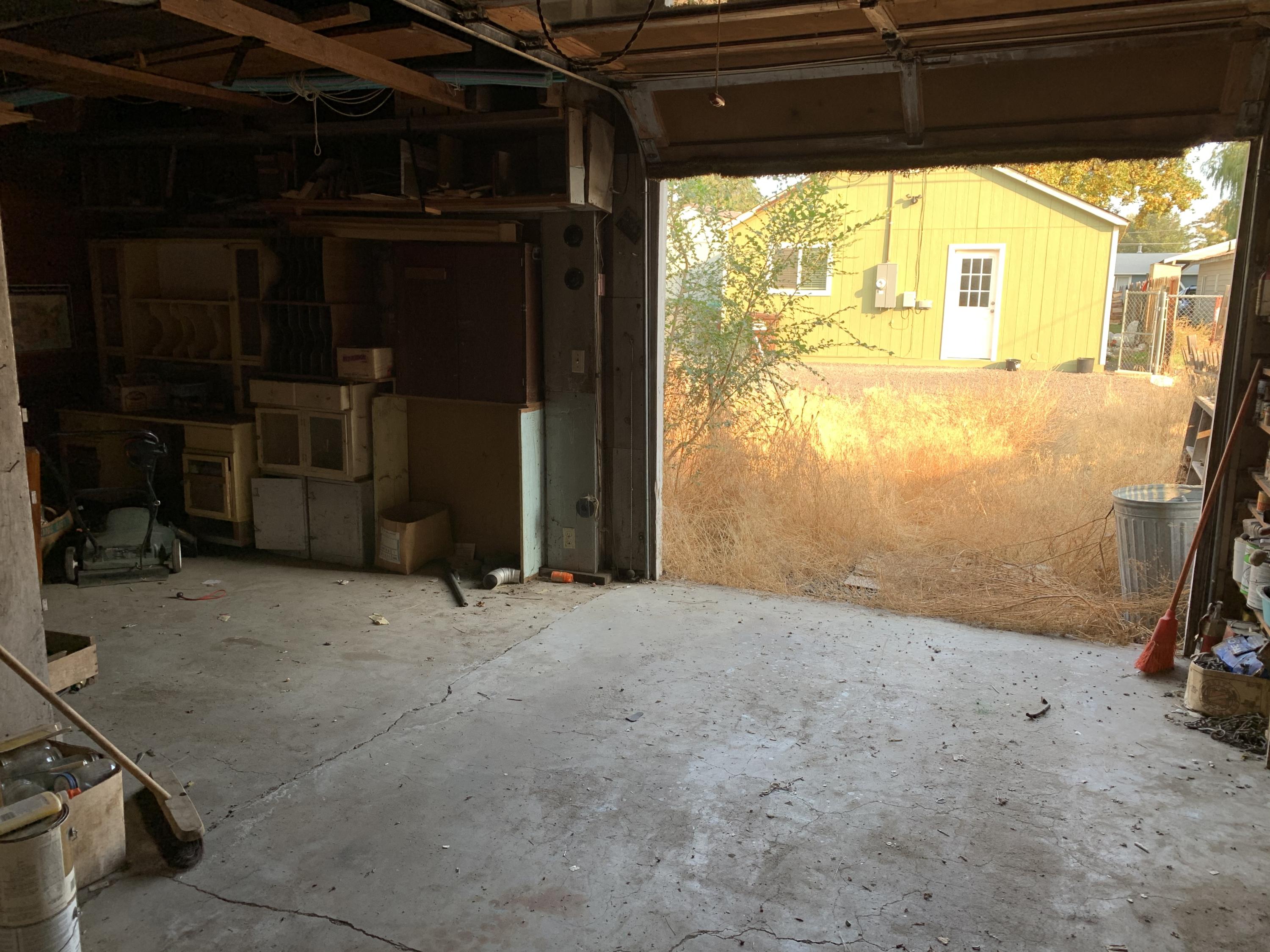 Oregon + Western - Residential