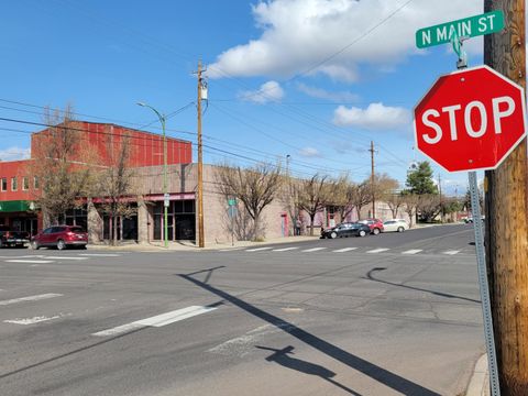 137 NE 2nd Street Prineville OR 97754
