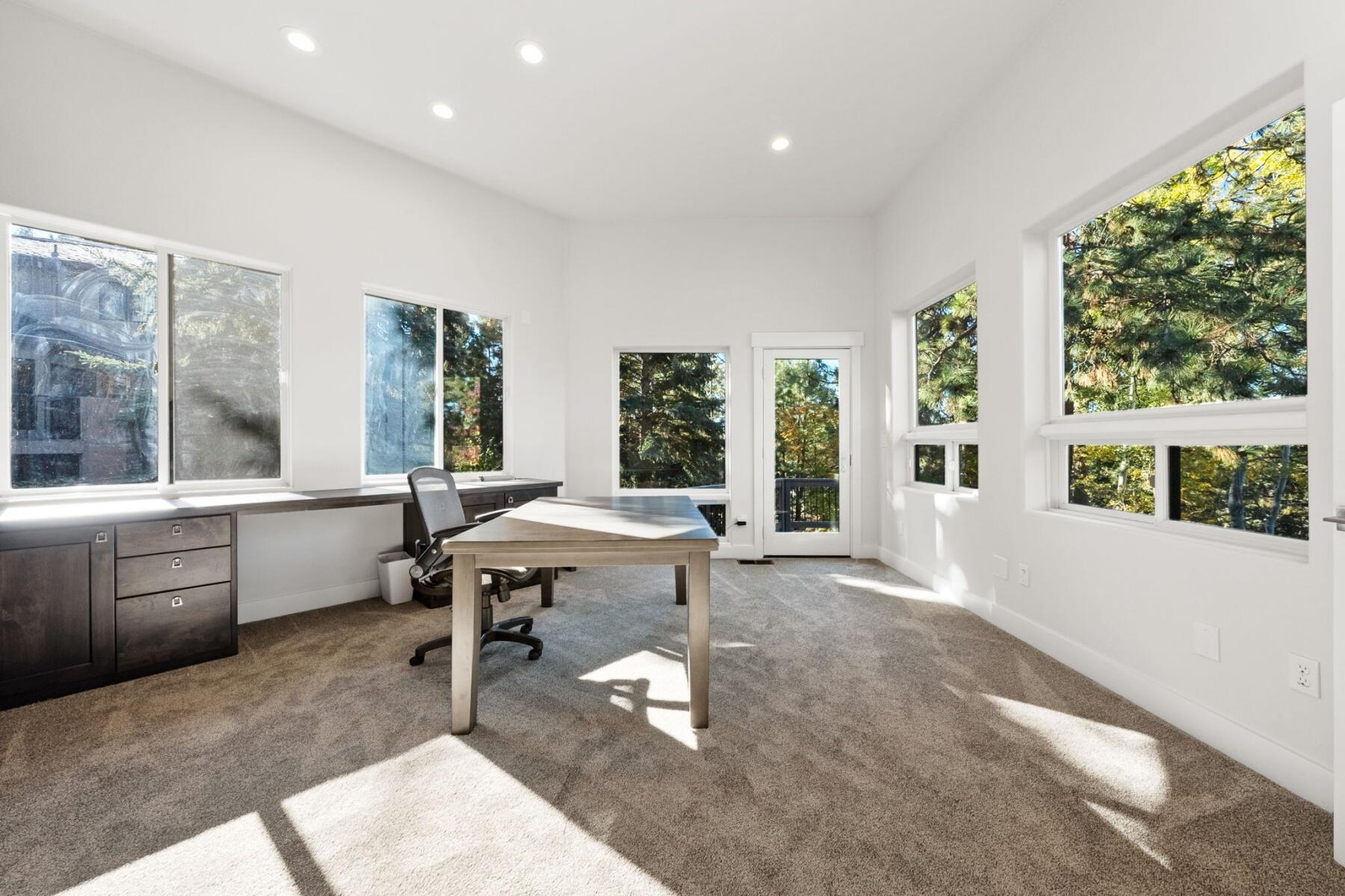 Awbrey Butte - Residential