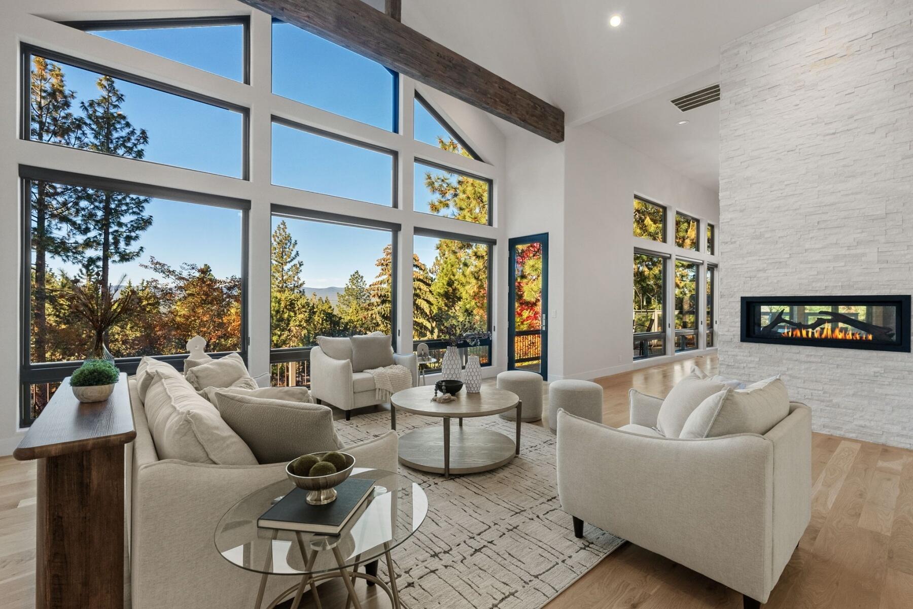 Awbrey Butte - Residential