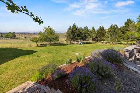 Tiny photo for 1710 Alisa Lane, Klamath Falls, OR 97601 (MLS # 220215724)