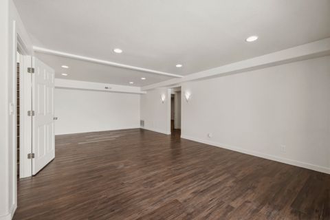 Tiny photo for 1710 Alisa Lane, Klamath Falls, OR 97601 (MLS # 220215724)