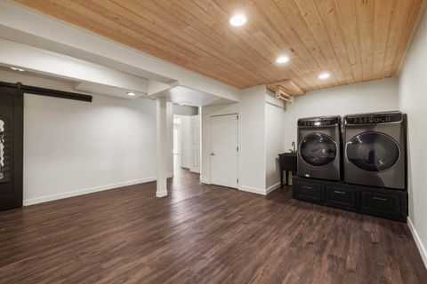 Tiny photo for 1710 Alisa Lane, Klamath Falls, OR 97601 (MLS # 220215724)