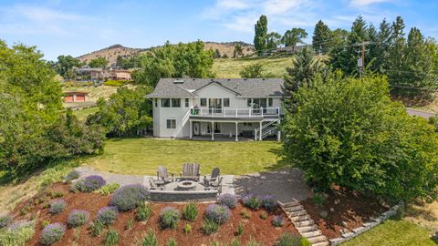 Tiny photo for 1710 Alisa Lane, Klamath Falls, OR 97601 (MLS # 220215724)