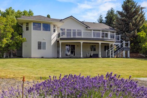 Tiny photo for 1710 Alisa Lane, Klamath Falls, OR 97601 (MLS # 220215724)