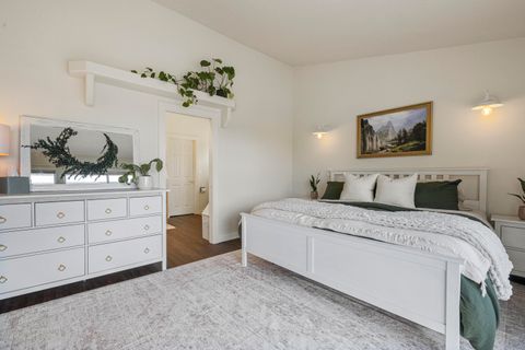 Tiny photo for 1710 Alisa Lane, Klamath Falls, OR 97601 (MLS # 220215724)