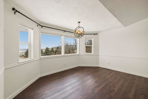 Tiny photo for 1710 Alisa Lane, Klamath Falls, OR 97601 (MLS # 220215724)