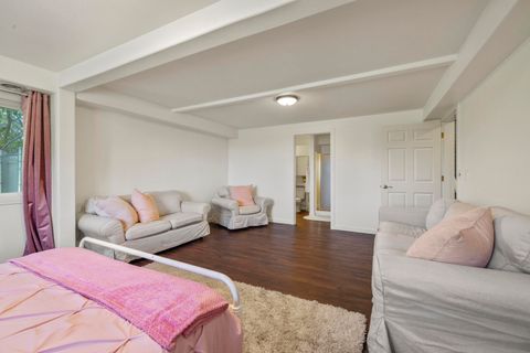 Tiny photo for 1710 Alisa Lane, Klamath Falls, OR 97601 (MLS # 220215724)