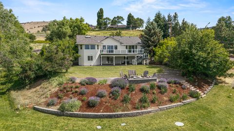 Tiny photo for 1710 Alisa Lane, Klamath Falls, OR 97601 (MLS # 220215724)