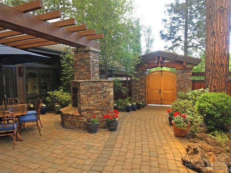 Broken Top - Residential