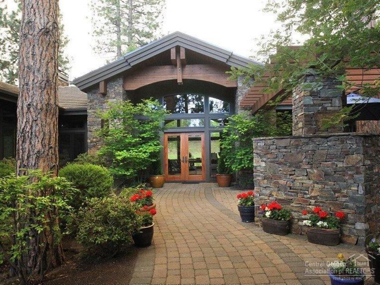 Broken Top - Residential