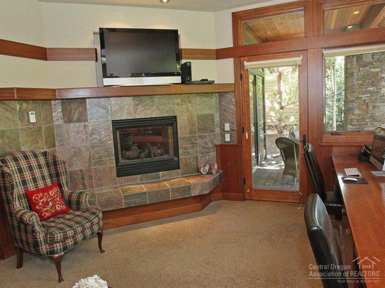 Broken Top - Residential