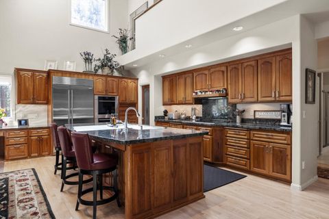 Tiny photo for 11629 Merganser Road, Klamath Falls, OR 97601 (MLS # 220213503)