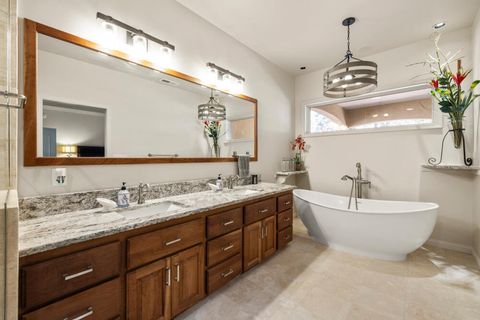 Tiny photo for 11629 Merganser Road, Klamath Falls, OR 97601 (MLS # 220213503)