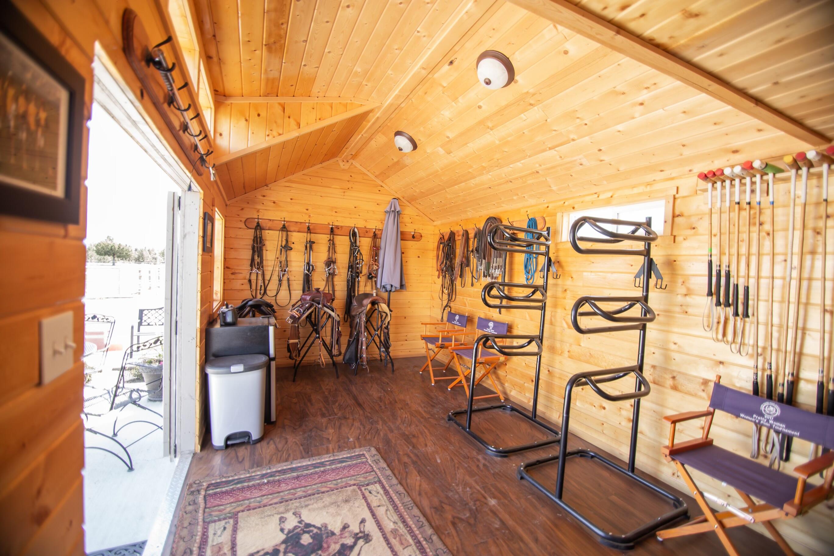 61416 Cougar Trail