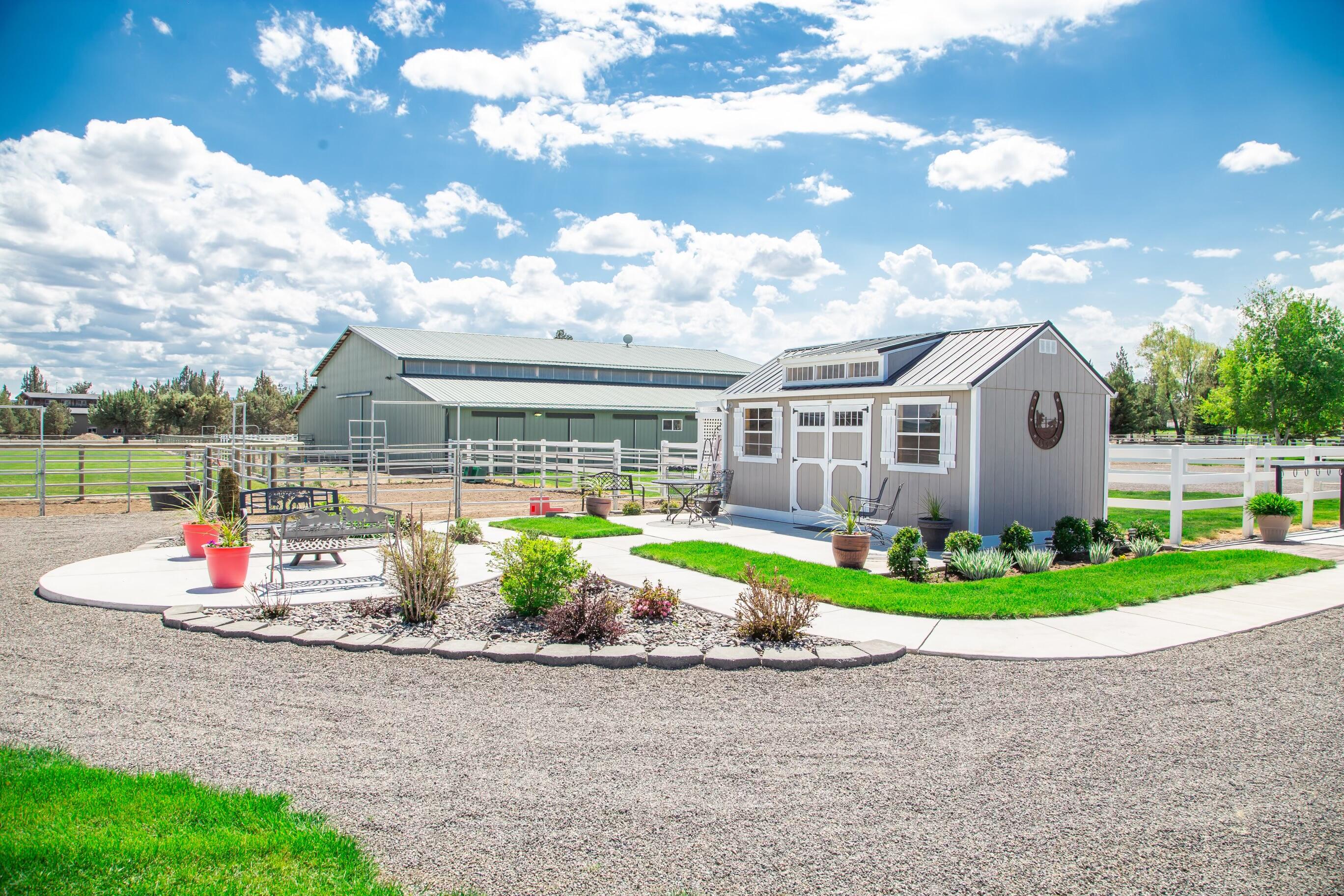 61416 Cougar Trail
